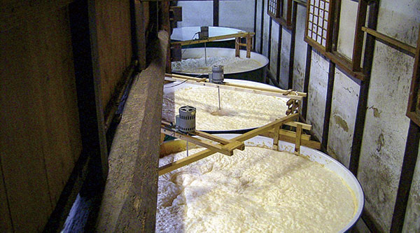 美冨久酒造本社外観