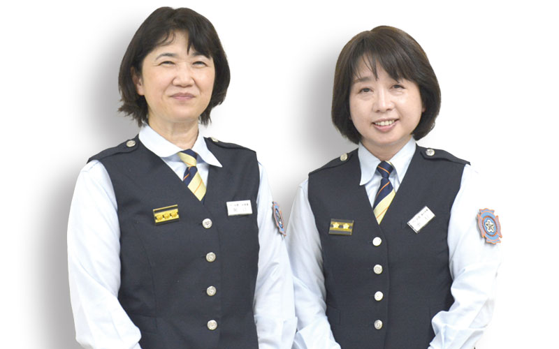 分団長　堀江さや美さん（左）、副分団長　奥村美代子さん（右）